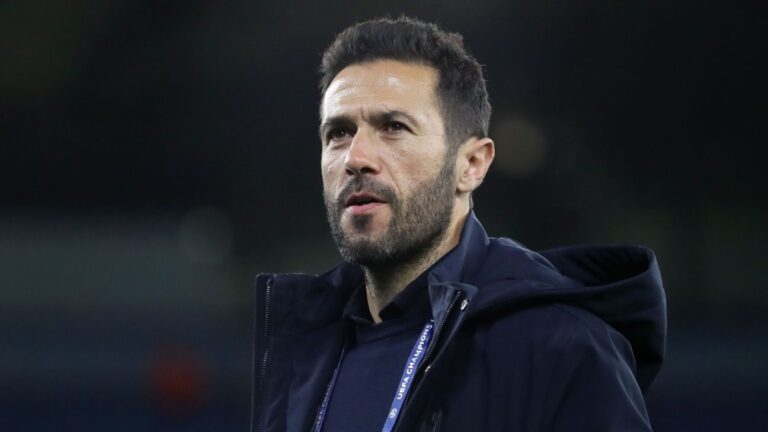 Sporting's Viana leaves club ahead of City move