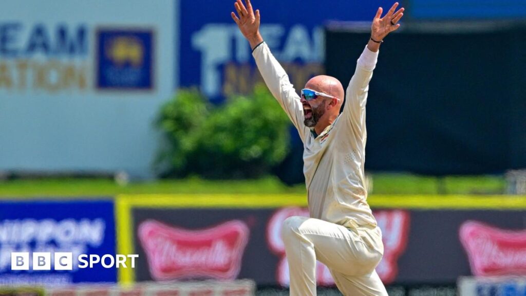 Lyon takes 550th Test wicket as Australia dominate