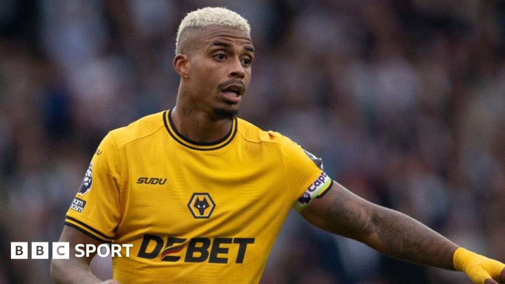 Galatasaray say talks with Wolves' Lemina under way